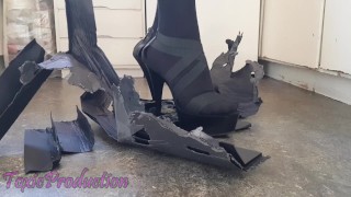 6 inch high heels makes my box flat