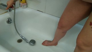 Peeing on myself and pussy play till I cum