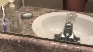 Just a quickie in the bathroom w/ cumshot