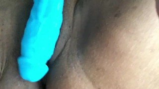 Black pussy cums on dildo 