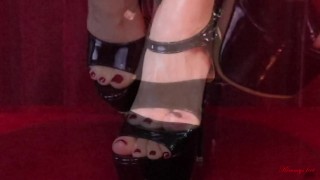 big dick cumshot on extreme high heels sexy feet red toes 
