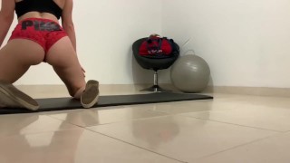  Emily Rose workout/ squirt session in the gym -4K