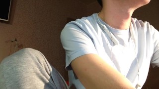 Listen to music with me. Like this video. My TWITTER @jacks69on