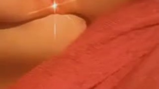 Watch me squirt for you 