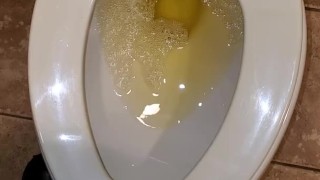 Public Piss with the Toilet seat down!!!