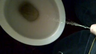Uncut Piss at work