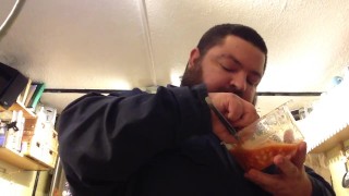 just eatin beanz