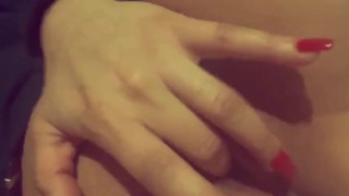 Playing With My Juicy Pussy 