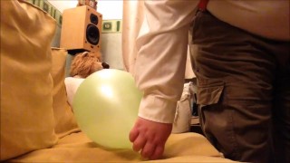 balloon squishin
