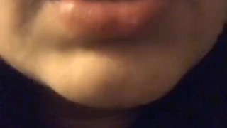 Latina Lip Lollipop Action