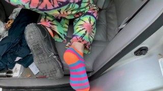 Cum play with me in my car 