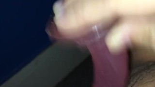 Squirting pregnant pussy 