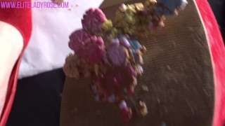 smarties and heels crushing sounds