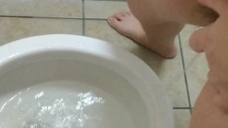 Peeing after being fucked