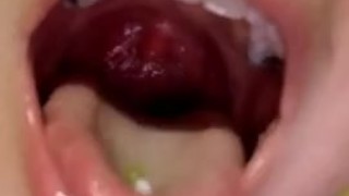 Dreaming of My mouth 