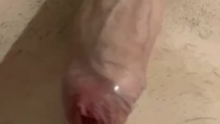 18 year old Twink masturbating 
