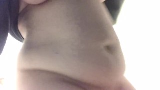Thick White Milf Pissing