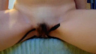 I spread my pussy and squirt