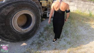 HOW TO FUCK AND GIVE A BLOWJOB ON A BULLDOZER IN A CONSTRUCTION SITE