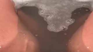 Arab Girl Wants Pussy Licking