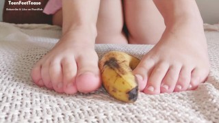 Wife's playing with banana dildo foot fetis