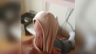 Cumming in her panties