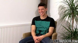 British amateur is happy to cum hard after stroking his dick