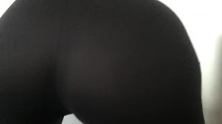 HORNY AT WORK I NEED PAPI TO COME FUCK ME