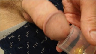 Pissing Cum
