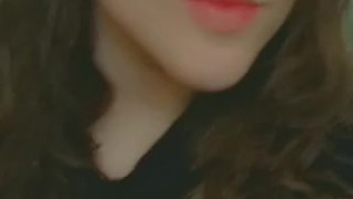 Please cum on my pretty face