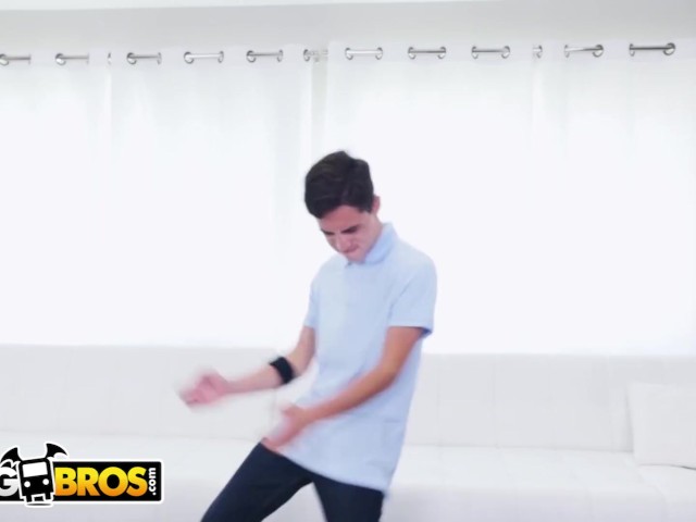 Bangbros - Young Stud Practicing His Moves 