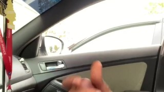 SMOKEPOLEBOY CAUGHT JACKING BIG BLACK COCK IN PUBLIC. 