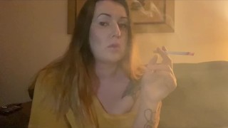 Stunning Cam Girl Smoking & Showing Off Her Nice Ass