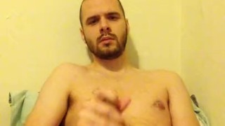 Quick jerkoff in bed and eat my own cum when I finish