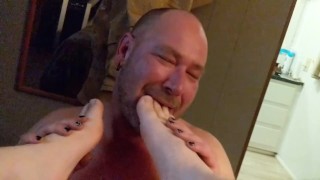 Michael's sexy feet Check us out on OnlyFans