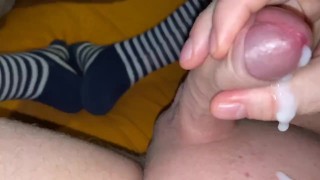 In Ringelsocken Füsse Fetisch socken sockfetish 