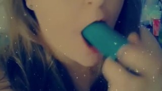 Dildo milf
