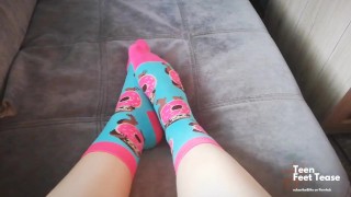FUNNY SOCKS TEASING & HUMILIATION TASK: TAKE OFF MY SMELLY SOCK BY UR MOUTH