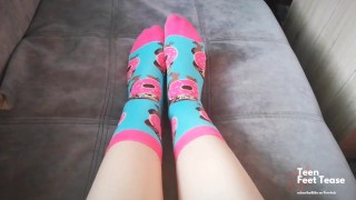 FUNNY SOCKS TEASING & HUMILIATION TASK: TAKE OFF MY SMELLY SOCK BY UR MOUTH