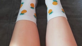 TEEN SCHOOL GIRL TEASE HER SEXY FEET IN SOCKS AFTER COLLEGE - FOOT FETISH