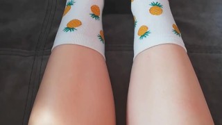 TEEN SCHOOL GIRL TEASE HER SEXY FEET IN SOCKS AFTER COLLEGE - FOOT FETISH