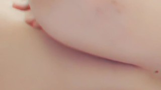 Bbw flashes big tits 