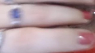 Sexi MILFY wants to play with her pussy... MUST SEE!!