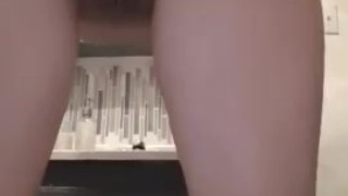 Doggystyle pee from my juicy pussy