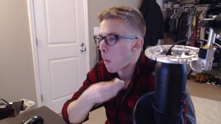 Stepbro eats stepgranny-smith apples after a fresh cut from his stepsis