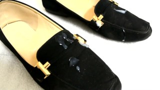 Cumshot on slippers of a young bitch
