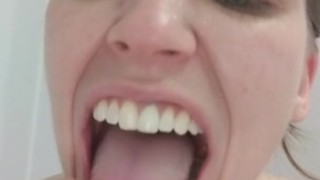  Bathtime Mouth Inspection - Teeth, Gums, Tongue, Uvula