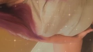 Tattooed girl squirts in bathroom