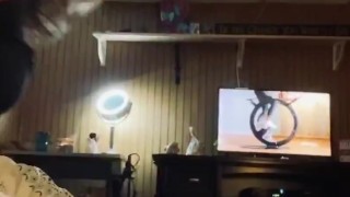 Ass shake 