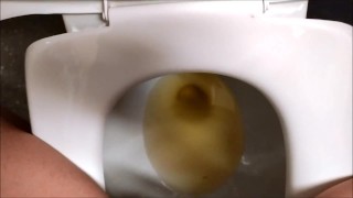 Milf pee in toilet